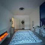 Luxurioeses Apartment,neubau, 4 Personen, Parkplatz, Griechischer Stil Lejlighed *