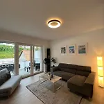 Luxurioeses Apartment,neubau, 4 Personen, Parkplatz, Griechischer Stil Lejlighed Bochum