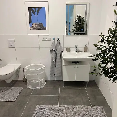 Luxurioeses Apartment,neubau, 4 Personen, Parkplatz, Griechischer Stil Appartement