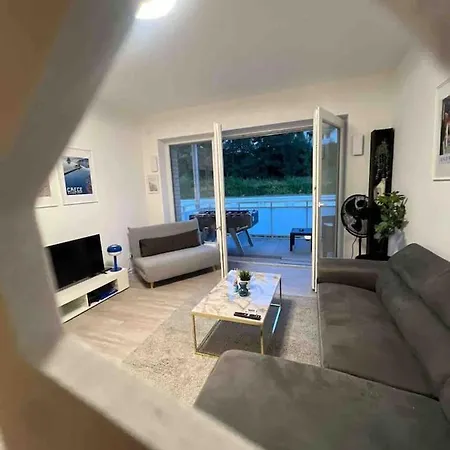 Luxurioeses Apartment,neubau, 4 Personen, Parkplatz, Griechischer Stil *