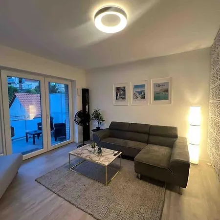Luxurioeses Apartment,neubau, 4 Personen, Parkplatz, Griechischer Stil Apartament *