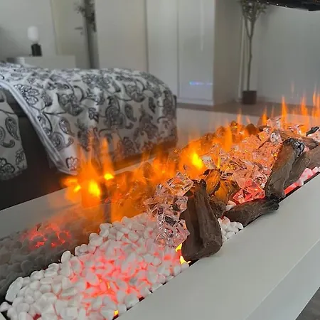 Luxurioeses Apartment,neubau, 4 Personen, Parkplatz, Griechischer Stil Daire *