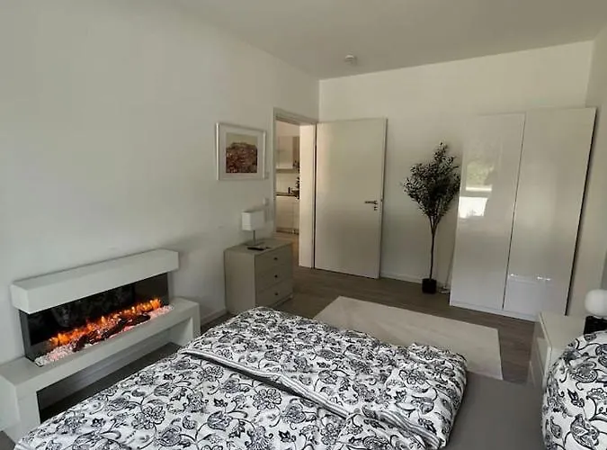 Apartamento Luxurioeses Apartment,neubau, 4 Personen, Parkplatz, Griechischer Stil