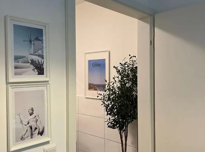 Luxurioeses Apartment,neubau, 4 Personen, Parkplatz, Griechischer Stil Apartamento