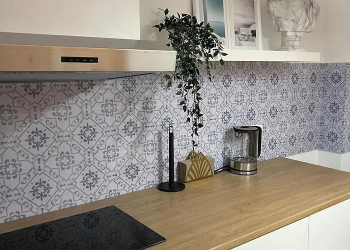 Luxurioeses Apartment,neubau, 4 Personen, Parkplatz, Griechischer Stil *