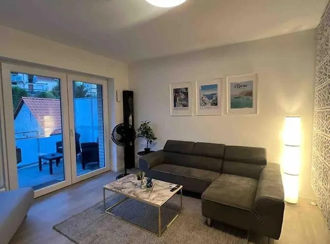 Luxurioeses Apartment,neubau, 4 Personen, Parkplatz, Griechischer Stil Apartamento *