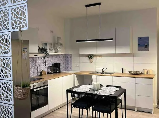 Luxurioeses Apartment,neubau, 4 Personen, Parkplatz, Griechischer Stil *